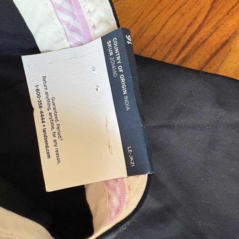 Lands End Women Black Flat Front Pants Classic Fit Size 16 - Picture 3 of 3